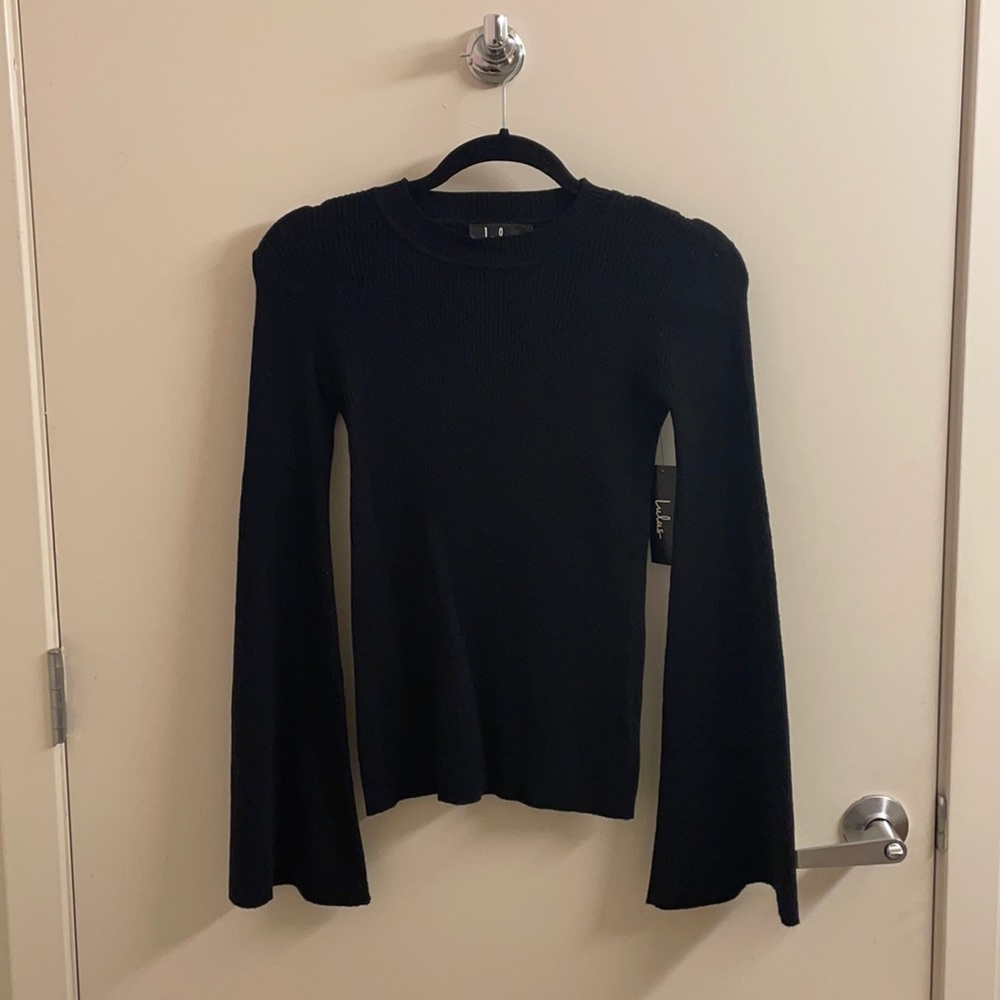 Lulu’s bell sleeve top